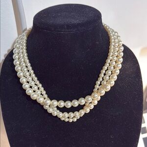 Vintage Monet Elegant Cream Pearl Necklace